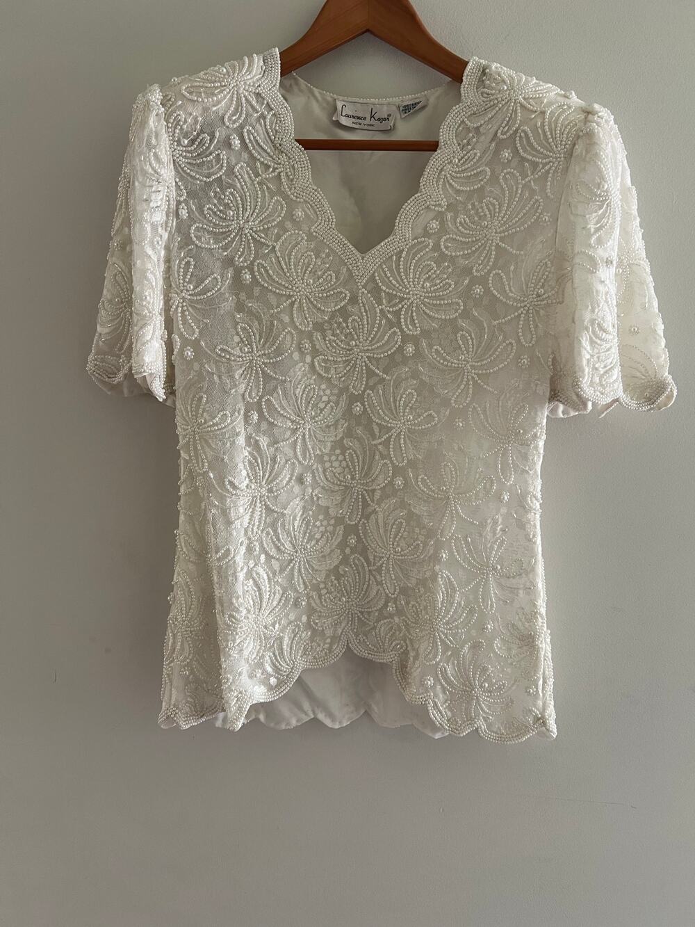 Vintage Laurence Kazar Beaded Short Sleeve Top White Asymmetrical Hem Size Small
